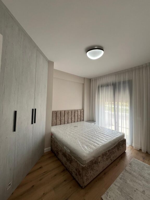 apartament 1+ lux me qera liqeni thate