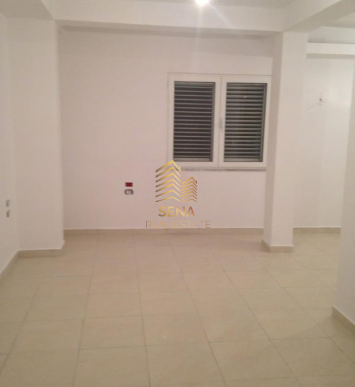 Rent,Apartment 3+1+2,Xhamllik-Empty,35,000 Leke/Month