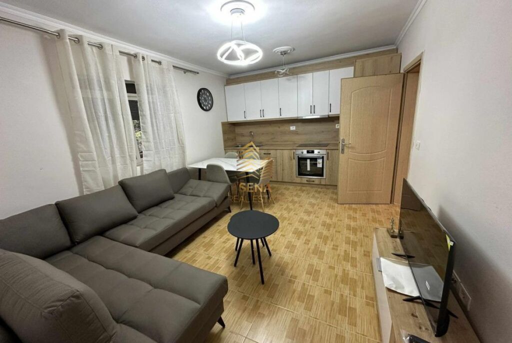 Rent, Apartment 2+1, Manastir Congress Street, 50,000 Lek/month
