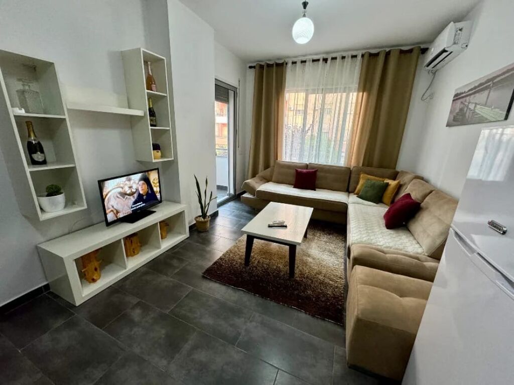 In affitto 2+1+1 ASTIR VIALONE MIGJENI 550 mila leke