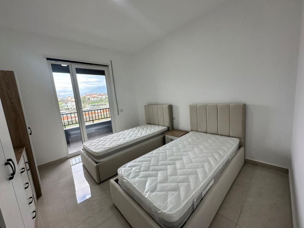 Apartament 2+1+2+Ballkon Per Shitje Ne Paskuqan