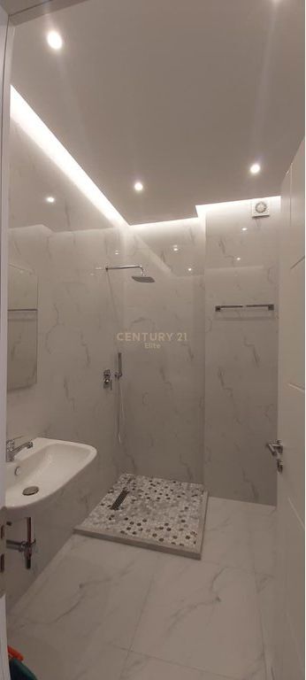 Apartament 1+1 Me Qira në Ish Fusha e Aviacionit, Tiranë - 650€ | 55.15 m² 650 € /Muaj