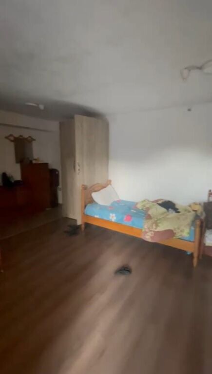 Affitto | Shtëpi private / Garsionere 1 + 1 | Porcelan | 200 €/mese