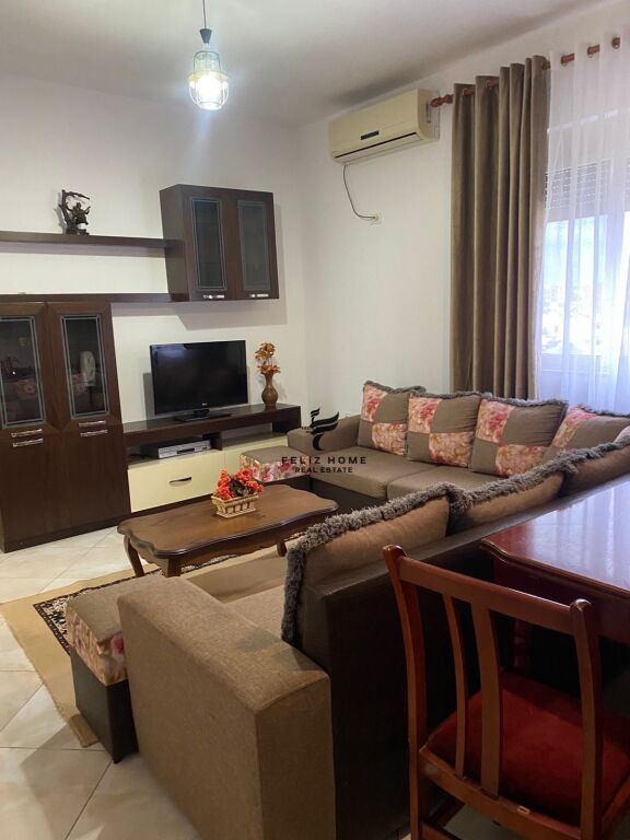 APARTAMENT ME QERA 1+1 LAPRAKE 40.000 LEKE FH-76768
