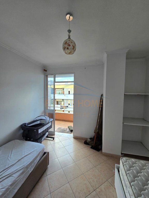 For sale, Apartment 2+1, Unaza e Re