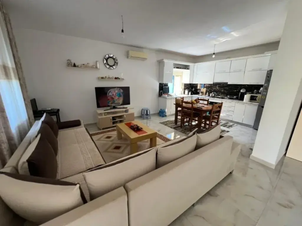 Private House for Sale at 4 Rrugët, Shijak