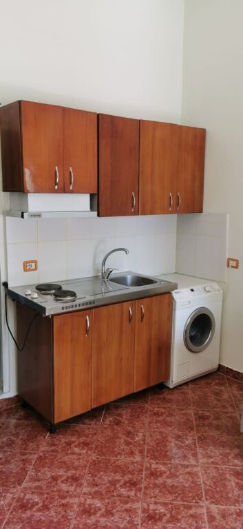 GARSIONERE 22000 LEKE.RRUGA E BURGUT