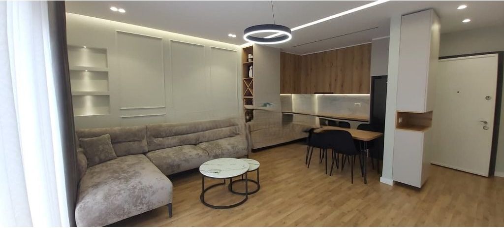 Apartament 1+1 Me Qira në Ish Fusha e Aviacionit, Tiranë - 650€