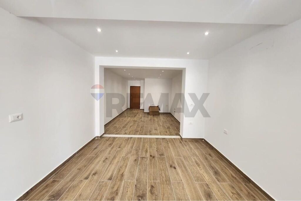 Garsionere per shitje prane Qendres!