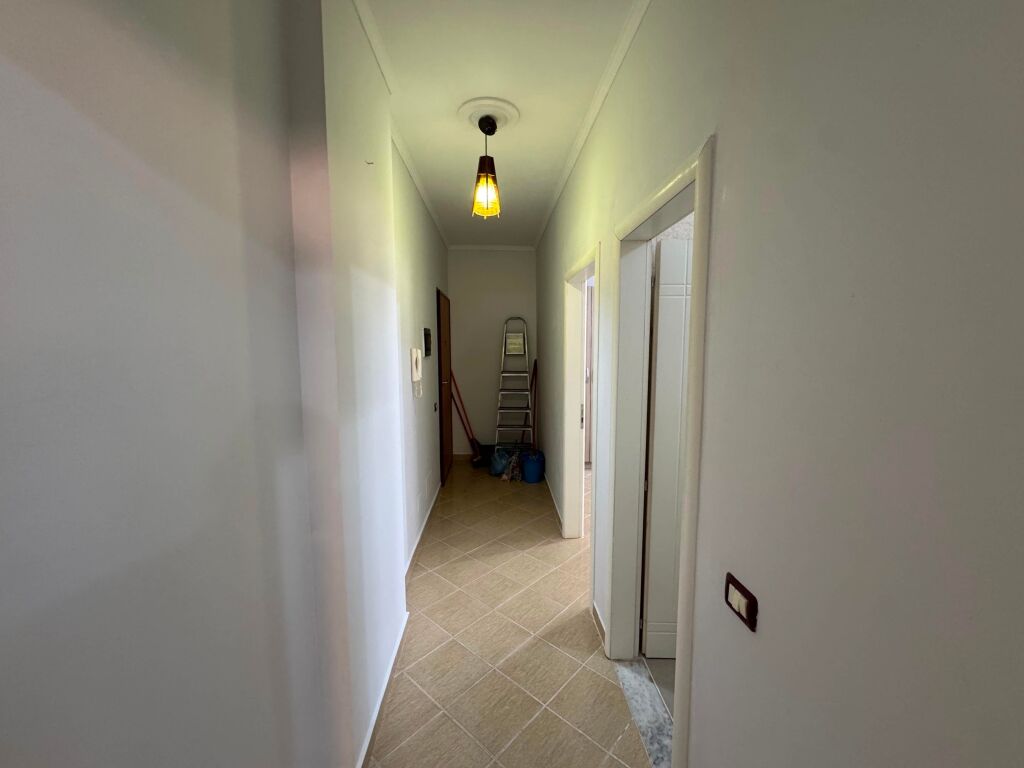 For rent 1+1 near the Paris Commune 500 thousand lek