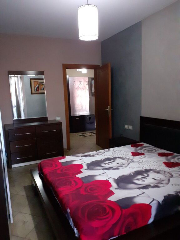 APARTAMENT ME QERA 2+1 IRFAN TOMINI 60.000 LEKE  FH-76822