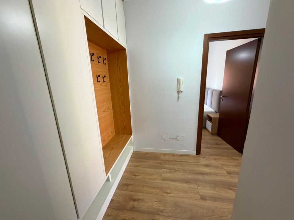 For rent 2+1+2 Dry Lake Captain Mirzot 750 thousand lek
