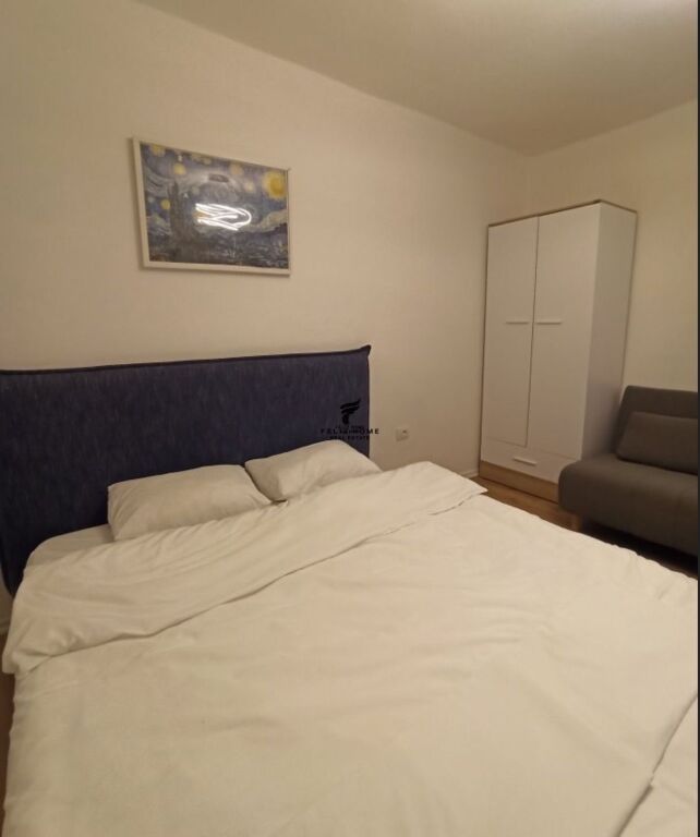 GARSIONERE ME QERA 40 M2 21 DHJETORI 40.000 LEKE FH-76784