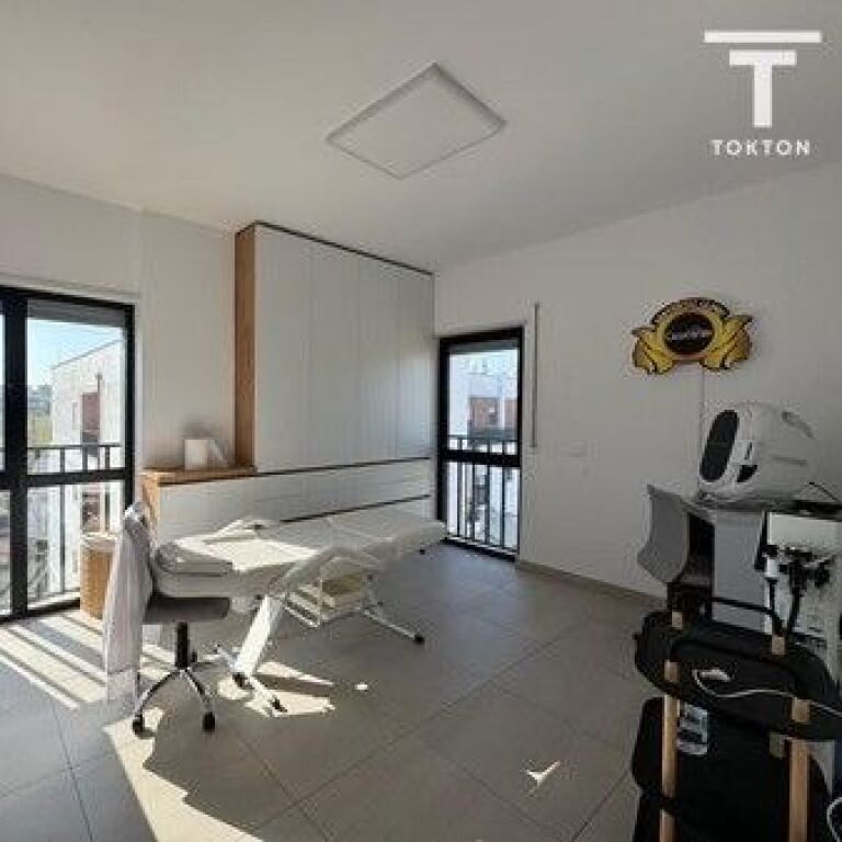 SHITET, APARTAMENT 3+1+2, RRUGA E DIBRËS, TIRANË