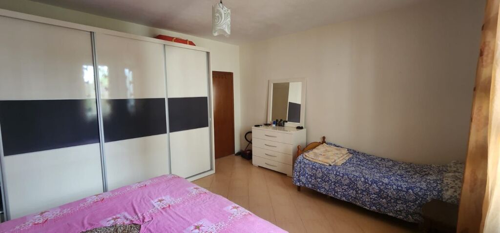 Jepet me qera apartament 2+1 në Siri Kodra, Tiranë
