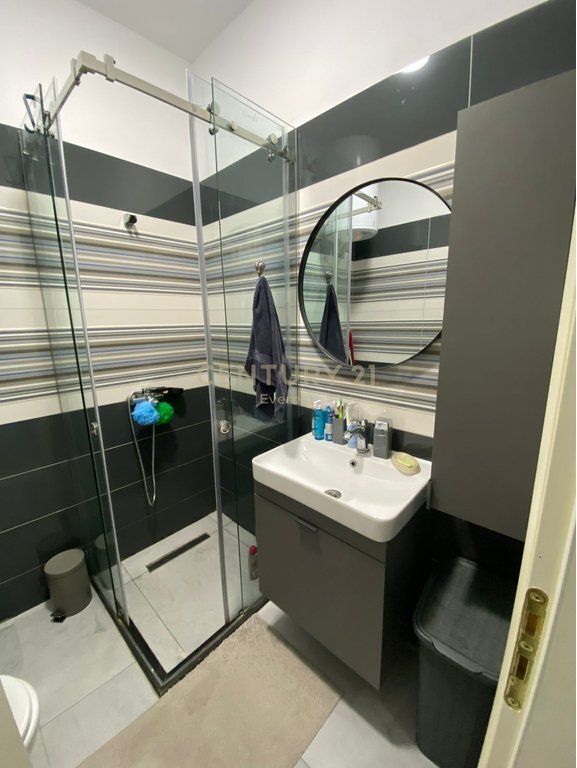 LURA 3-GJIRI I LALZIT, SHESIM APARTAMENT 2+1