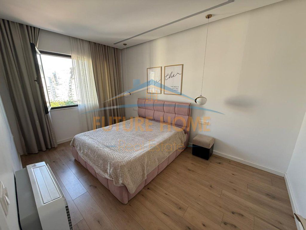 Qera, Apartament 2+1, Ish Parku i Autobuzave, Tiranë.