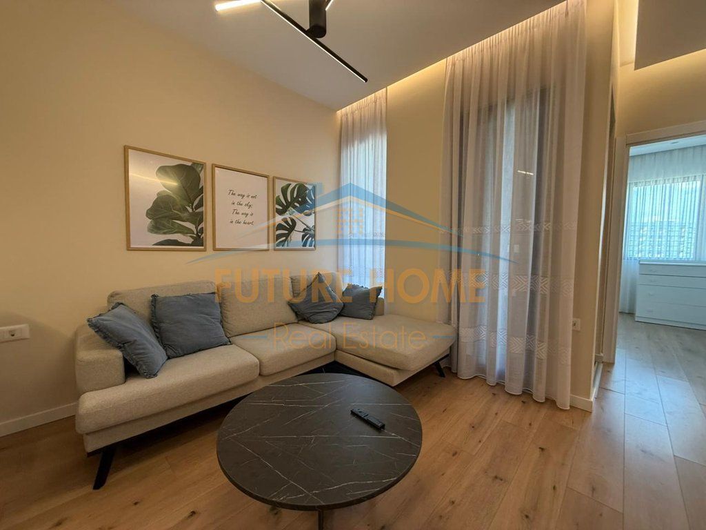 Qera, Apartament 2+1, Ish Parku i Autobuzave, Tiranë.