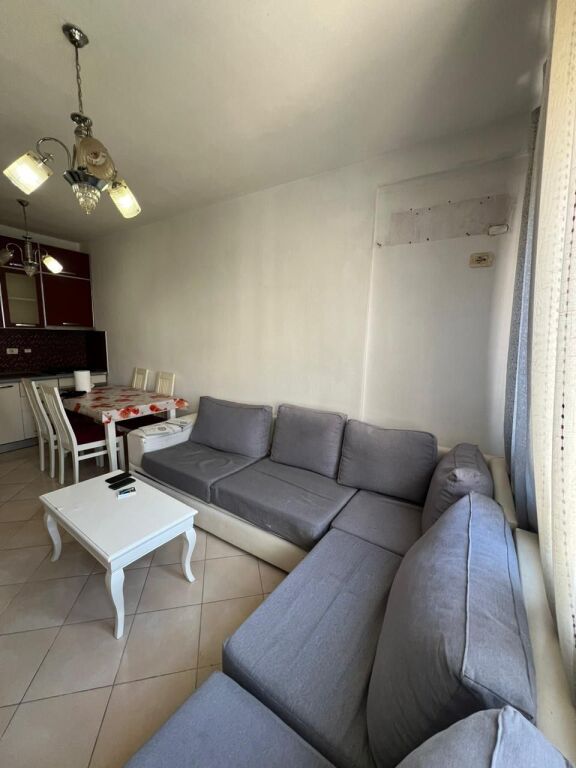 affittasi 1+1 rotatoria di astiri