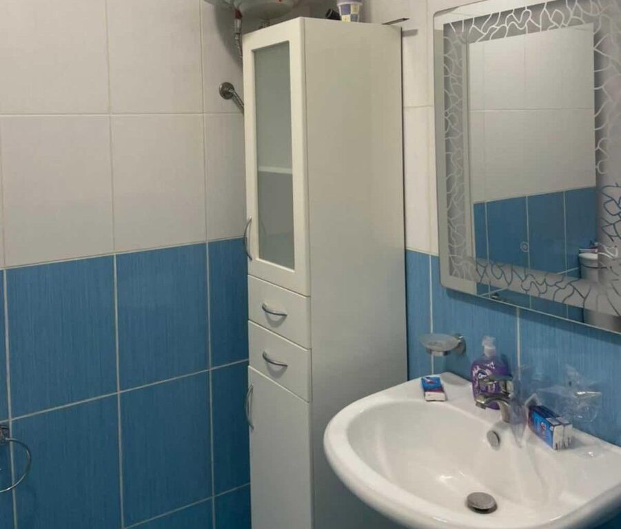 JEPET ME QIRA 2+1+1 KODRA E DIELLIT 65.000 LEKE