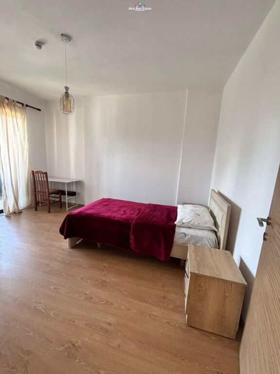 Apartament Me Qera 3+1 Tek 5 Maji (ID B230211) Tirane