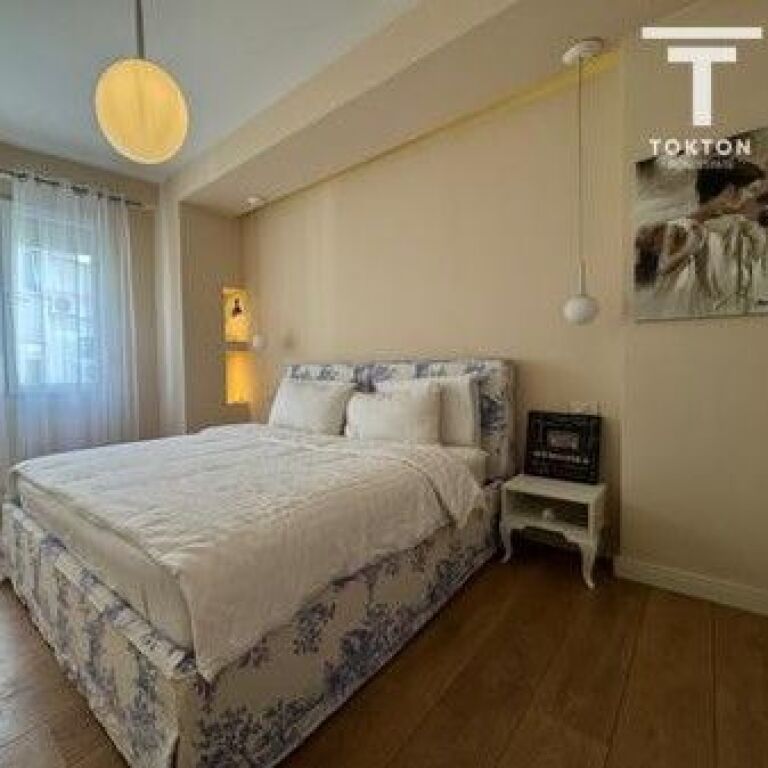 QIRA, APARTAMENT 2+1, RRUGA E KAVAJËS, BLLOKU I AMBASADAVE, TIRANË