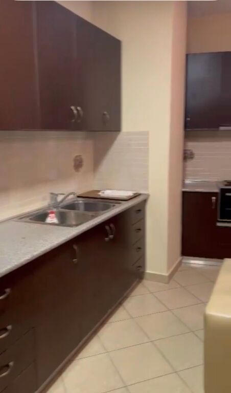 1+1,furnished,globe on Kavaja road,450 thousand lek i disk