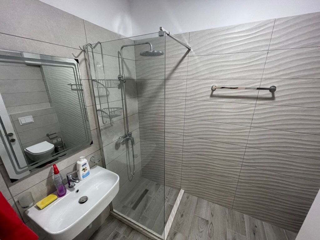 Jepet Qera Apartament 2+1 Rezidenca "Kodra e Diellit"