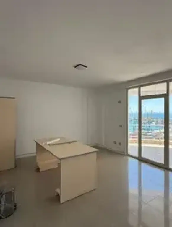 Premises for rent for offices in the center of Durres