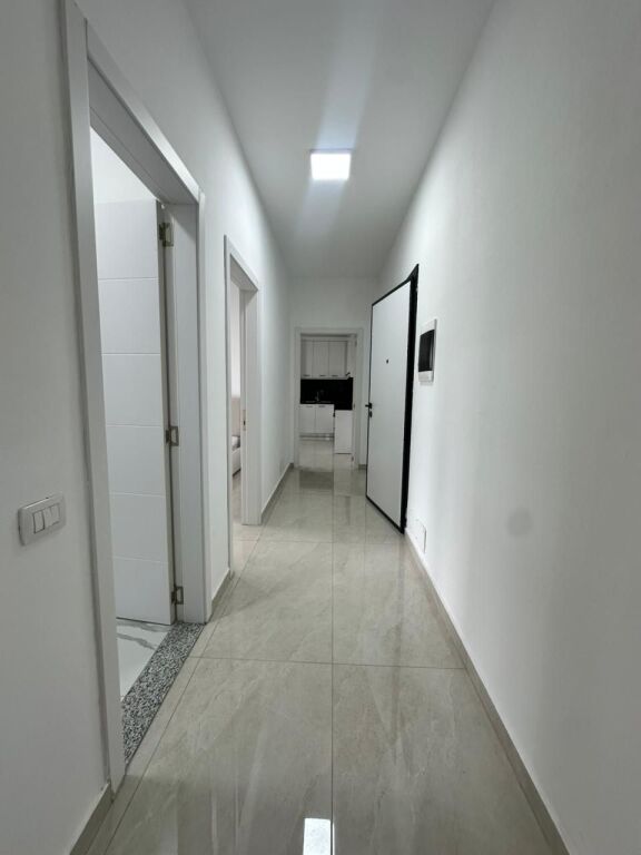 Apartament 2+1+2+Ballkon Per Shitje Ne Paskuqan