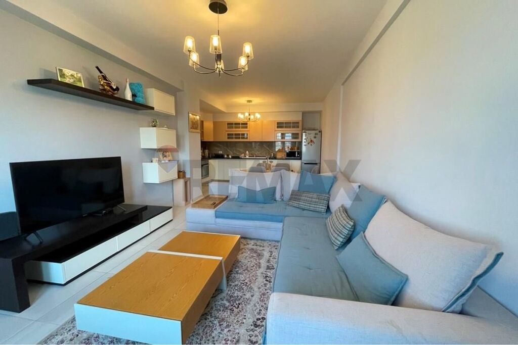 apartament me qera 2+1+2 ( plus garazh)
