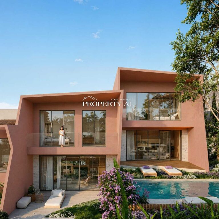 Luxury Villa with Sea View in an Exclusive Residence