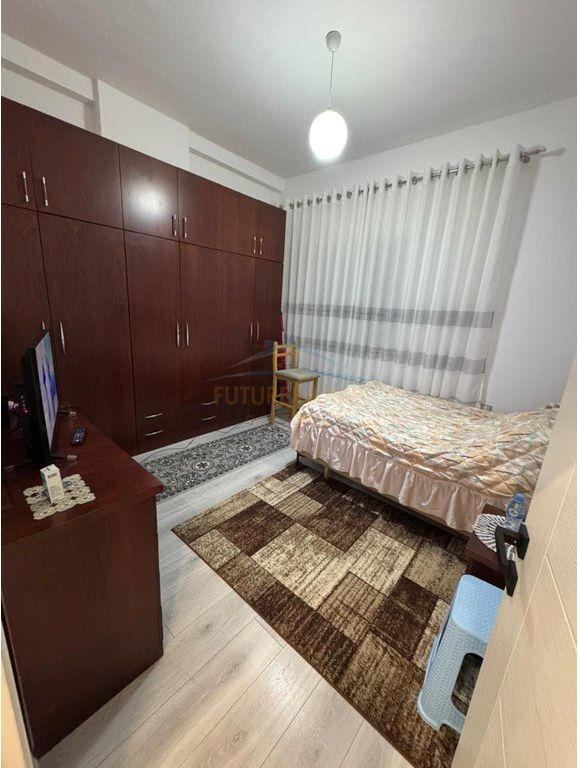 Shitet, Apartament 2+1, Fresk, Tiranë