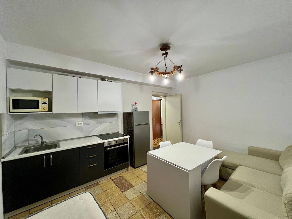 Apartament 1+1  Me Qira te Brryli