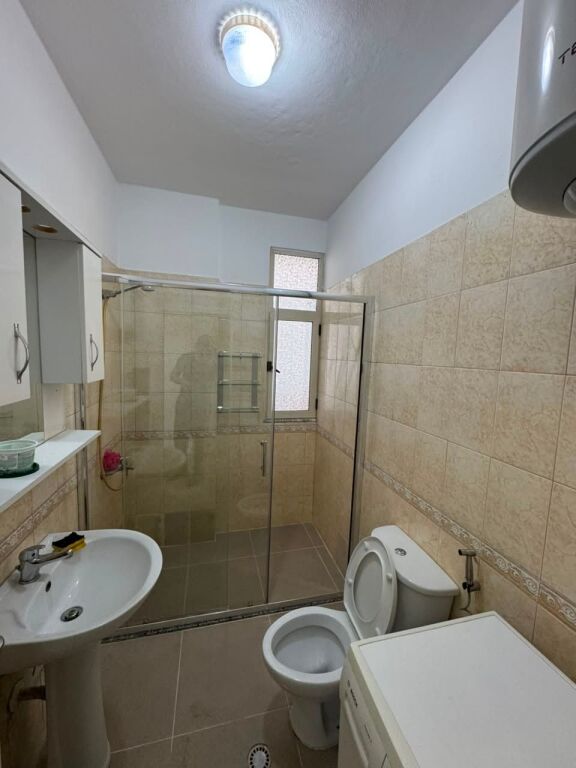 Apartament me qera - Komuna e Parisit