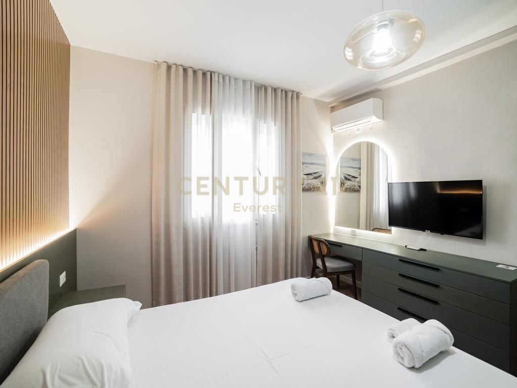 Apartment 2+1 for sale at Pazari i Ri