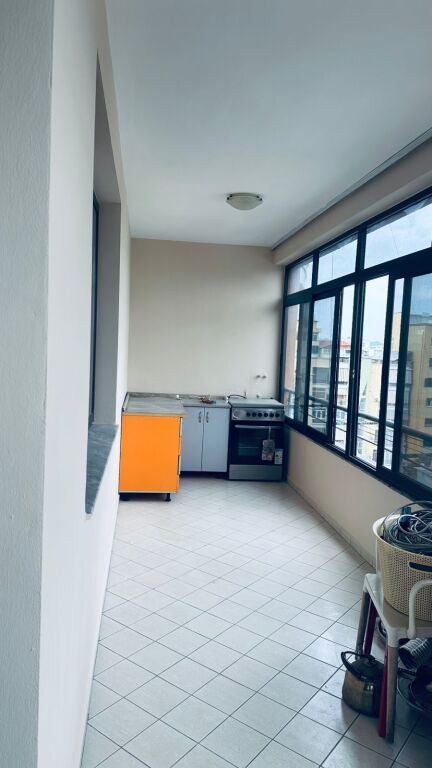Appartamento 1+1 in affitto a 21 Dhjetori vicino a Joena