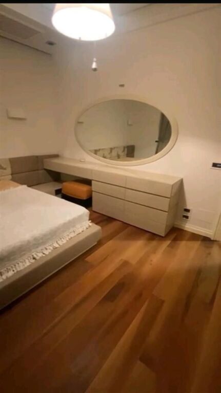 JEPET APARTAMENT ME QERA 1+1 SHKOLLA E KUQE