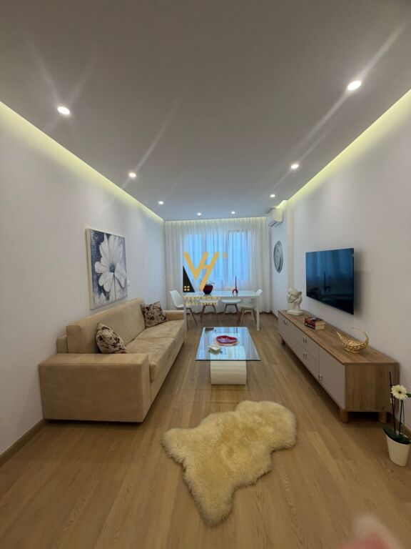 JEPET APARTAMENT 2+1+BLK ME QIRA NE BLLOK 850 EURO