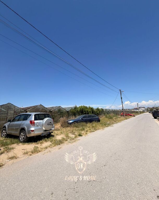 SHITET 1500M2 TOK ARE SHKOZET DURRES