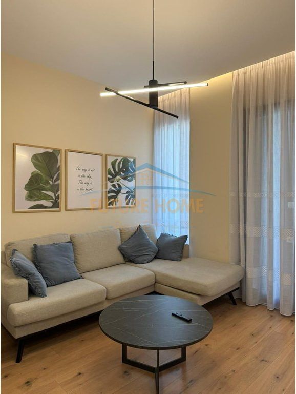 Qera, Apartament 2+1, Ish Parku i Autobuzave, Tiranë.