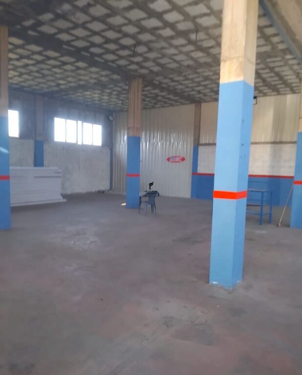 MAGAZZINI IN AFFITTO 350 M2 VORE 120.000 LEKE FH-76826