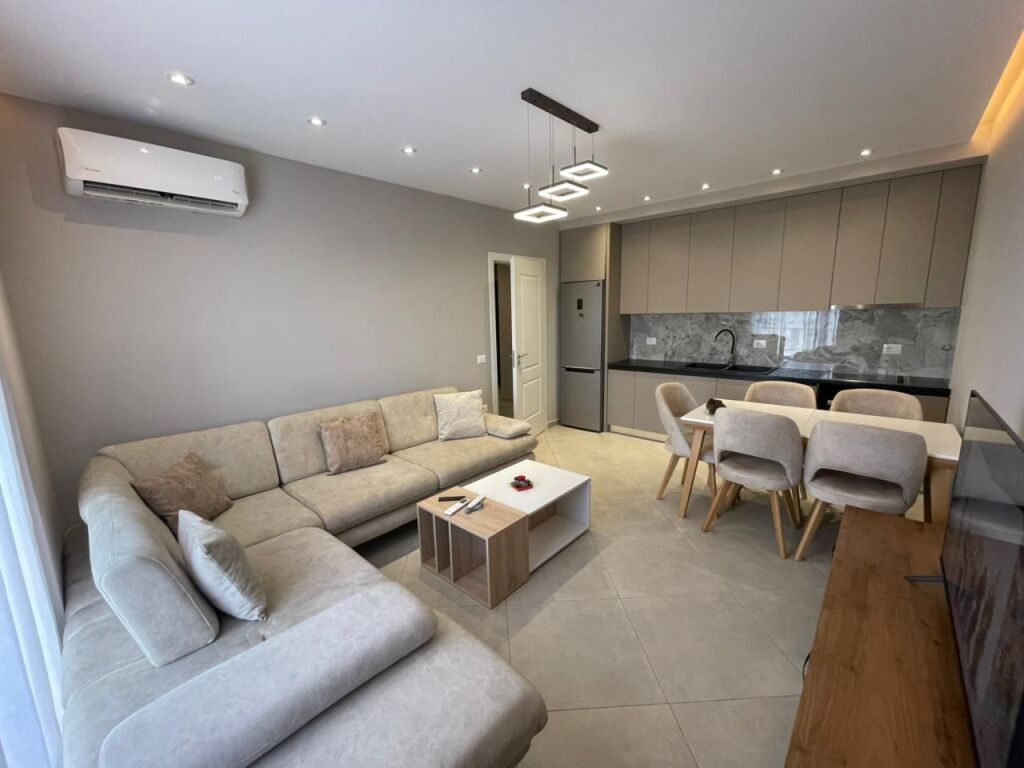 🏡 Appartamento 1+1 in affitto 📍 Astir, Villa L (2019)💰 45.000 Lek/mese