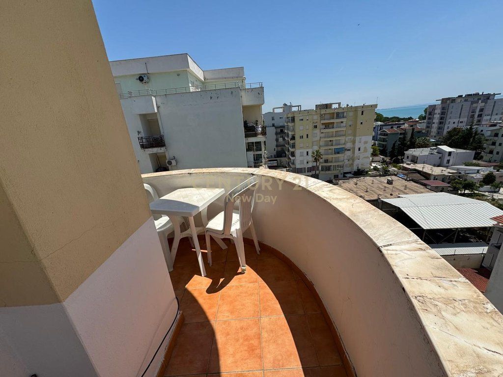 VENDESI APPARTAMENTO 1+1+2 BALCONI SULLA SPIAGGIA, ILIRIA!