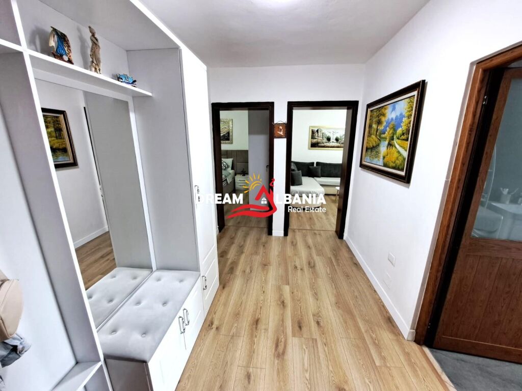 2+1 apartment for sale in Laprake near KMY in Tirana