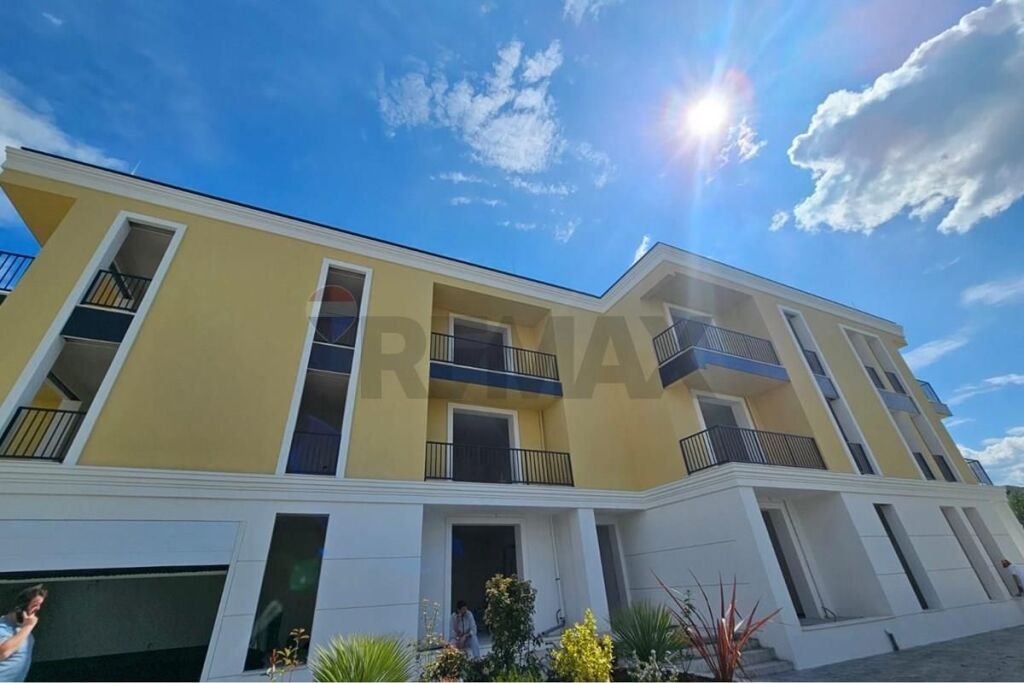 Apartment - For Sale - Old Sauk, Tirana(ID: 530191031-774)