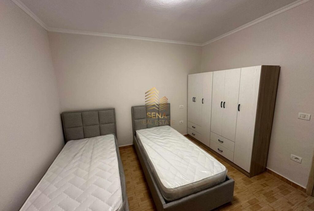 Rent, Apartment 2+1, Manastir Congress Street, 50,000 Lek/month