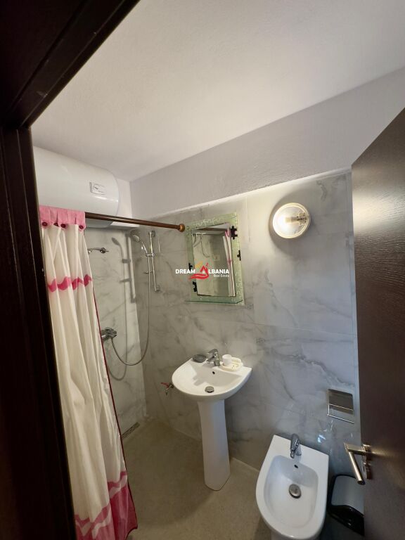 Apartament 2+1 +Ballkon (Kat Vile) me qera tek Tregu Elektrik – Tirane (ID 4251390)