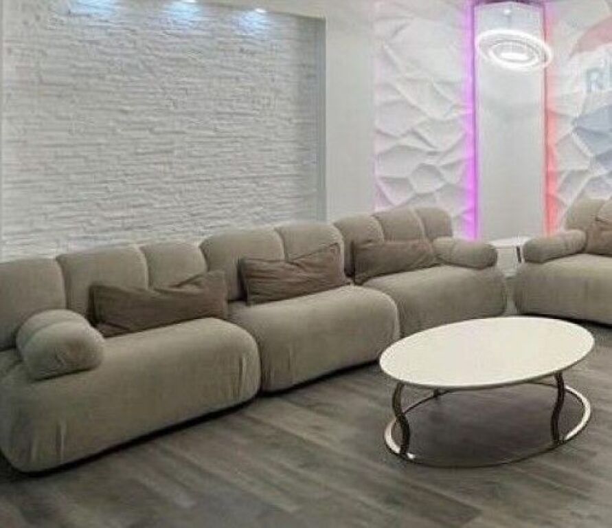 Apartament 2+1 Per Qira Tek Rruga Mine Peza! ID: 530261056-260