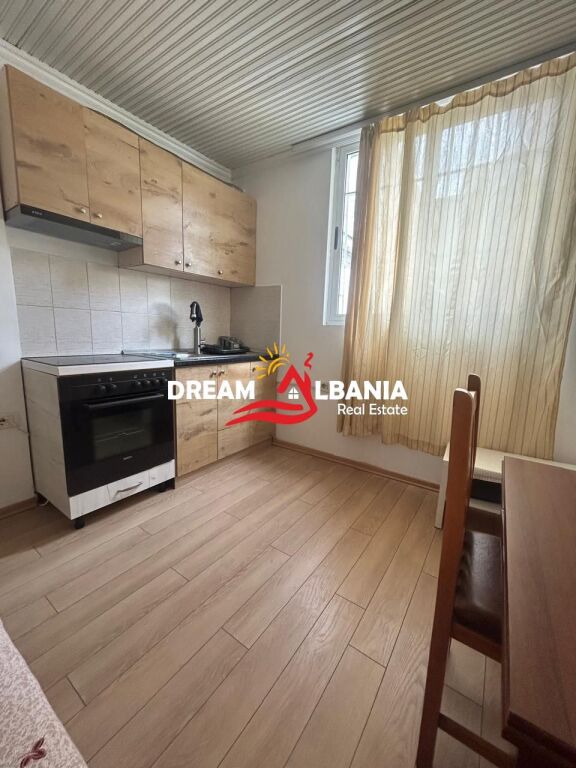 Private house 1+1 for rent in the Paris Commune, Tirana (ID 4241087)